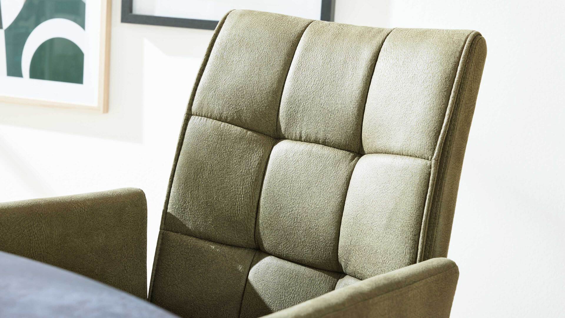 Interliving Esszimmer Serie 5104 – Armlehn-Schwingstuhl