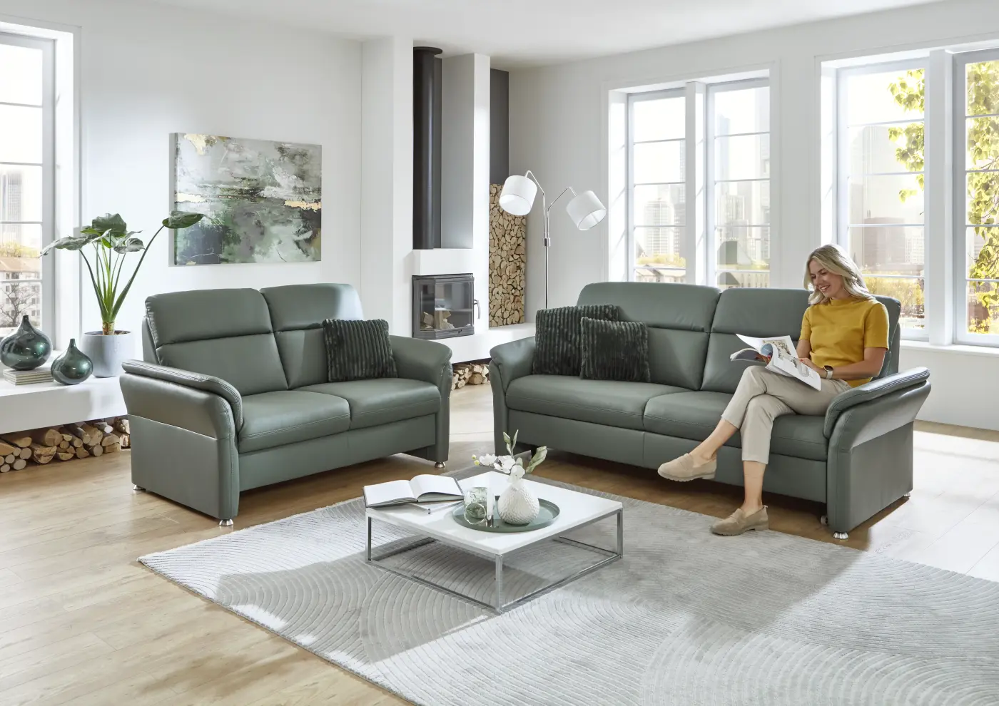 Leder-Garnitur – Komfort und zeitloses Design