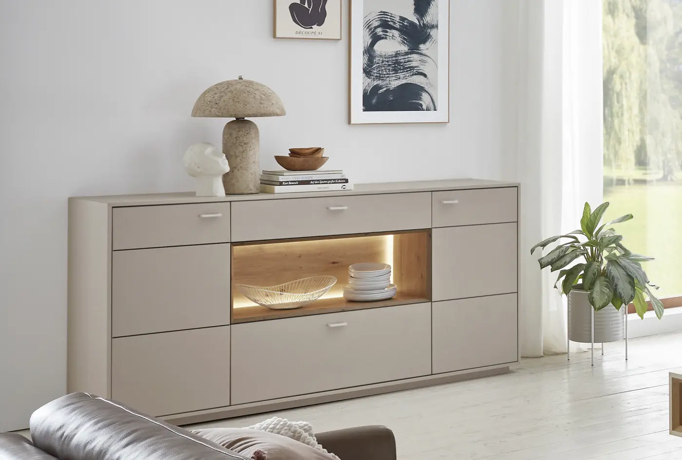 Sideboard mit Beleuchtung