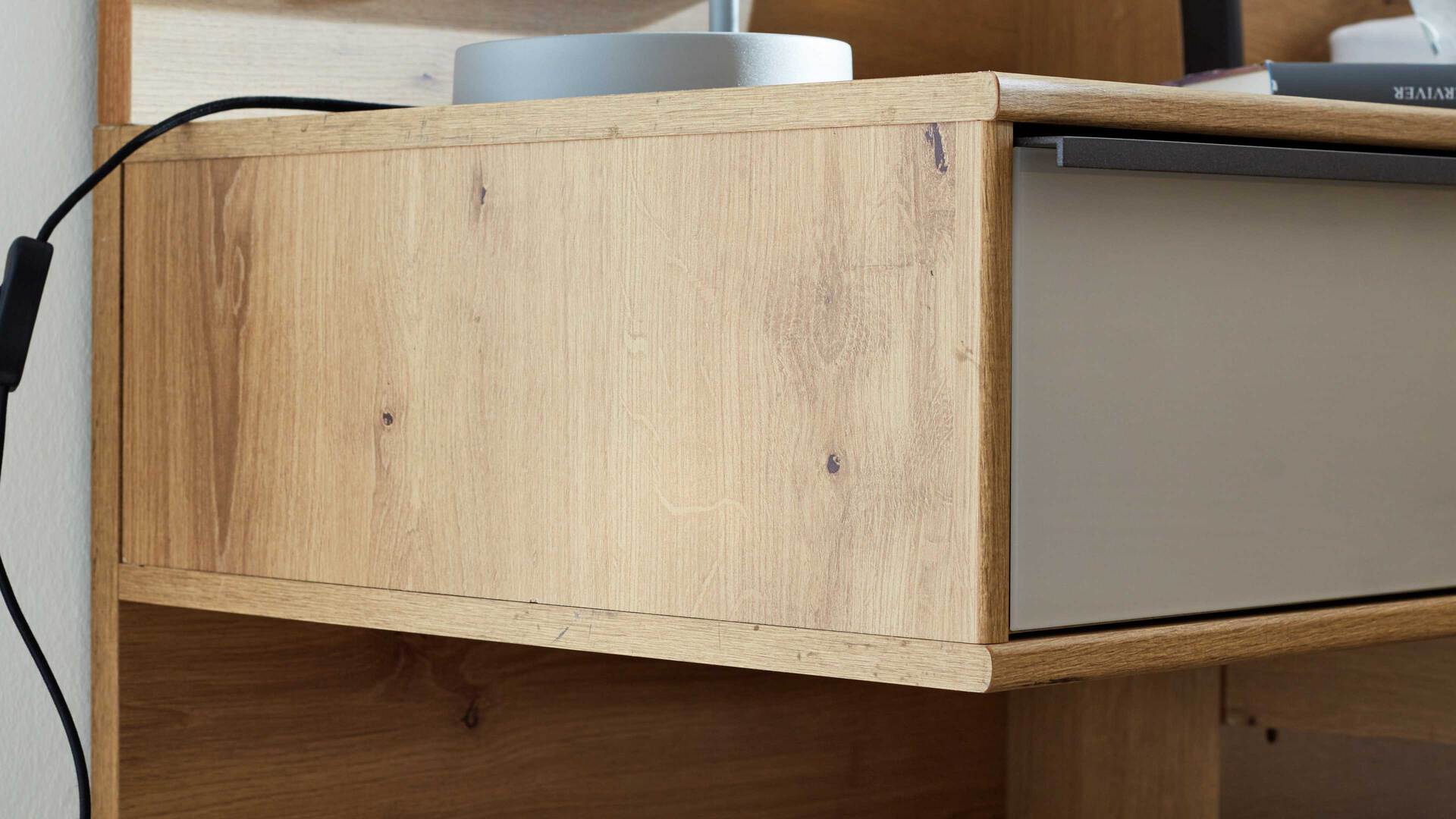 Interliving Kleiderschrank Serie 1205 – Nachtkonsolen-Set