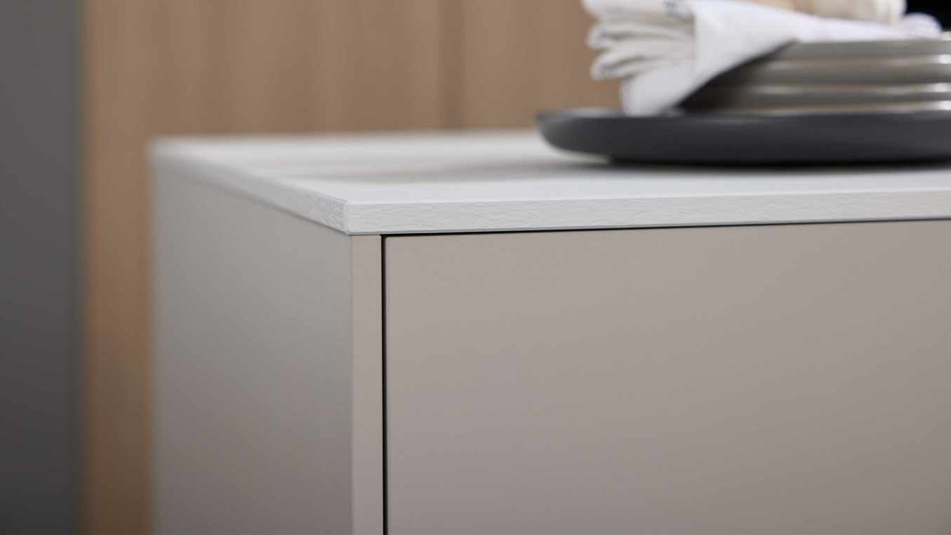 Interliving Küche Serie 3085 mit SIEMENS Einbauger