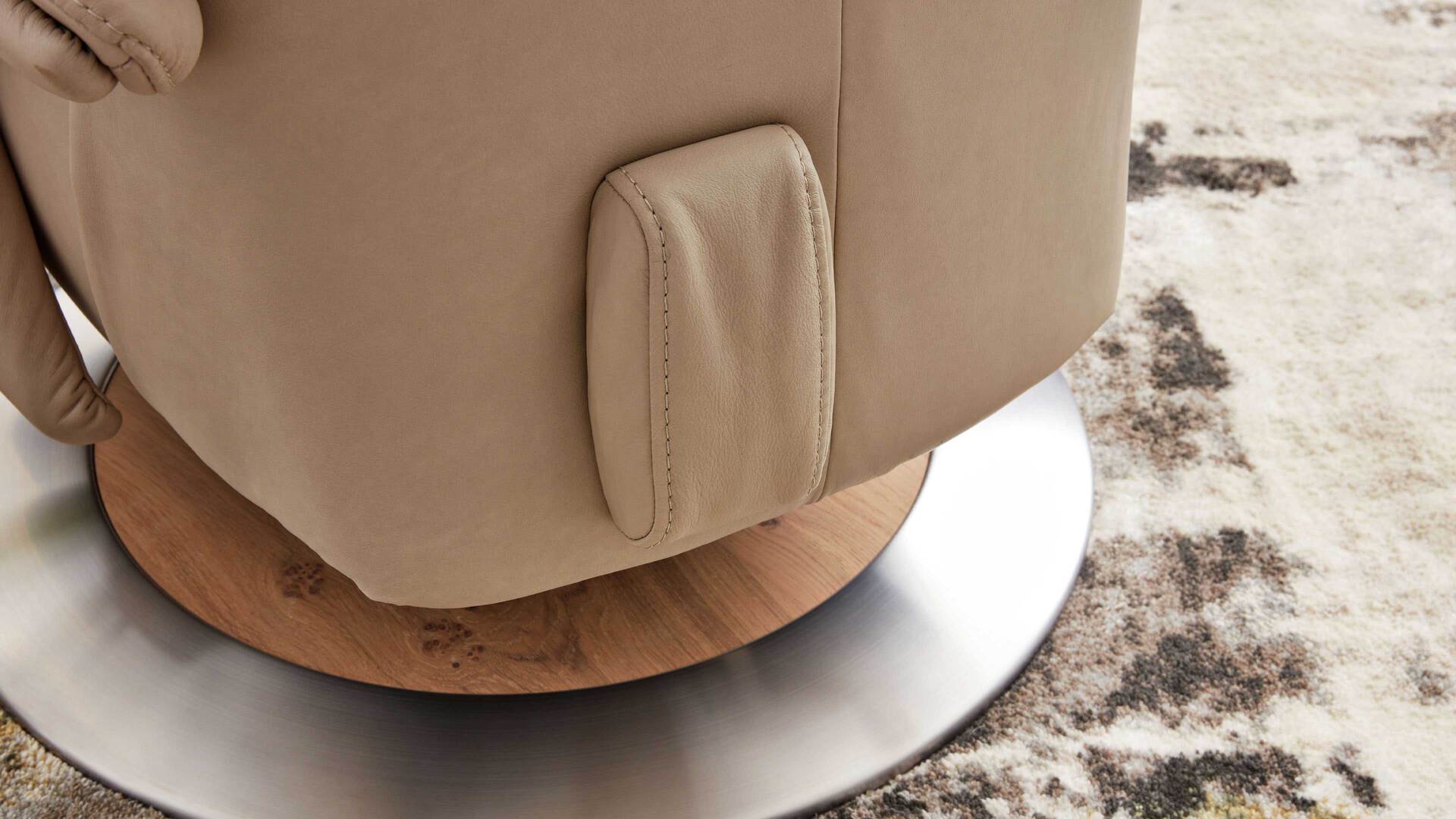 Interliving Sessel Serie 4562 – Akku-Überzug