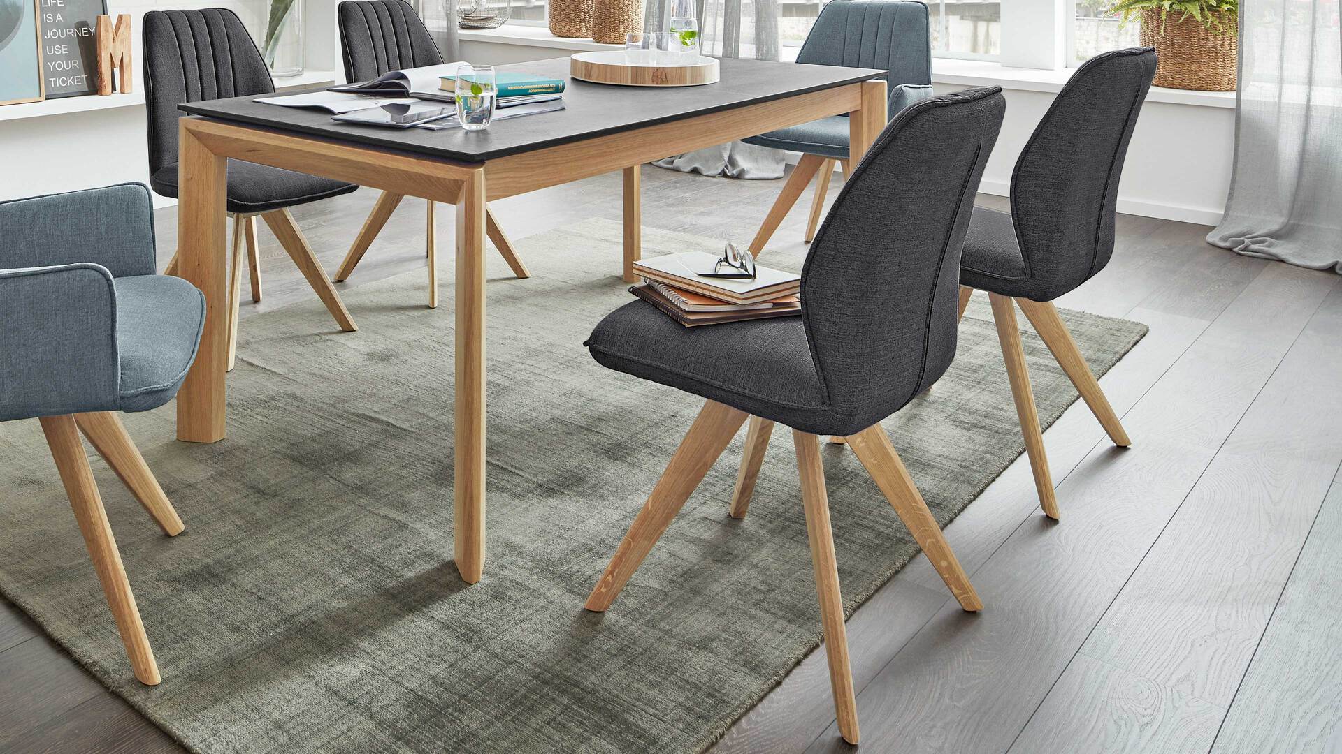 Interliving Esszimmer Serie 5102 – Polsterstuhl mit Drehfunktion