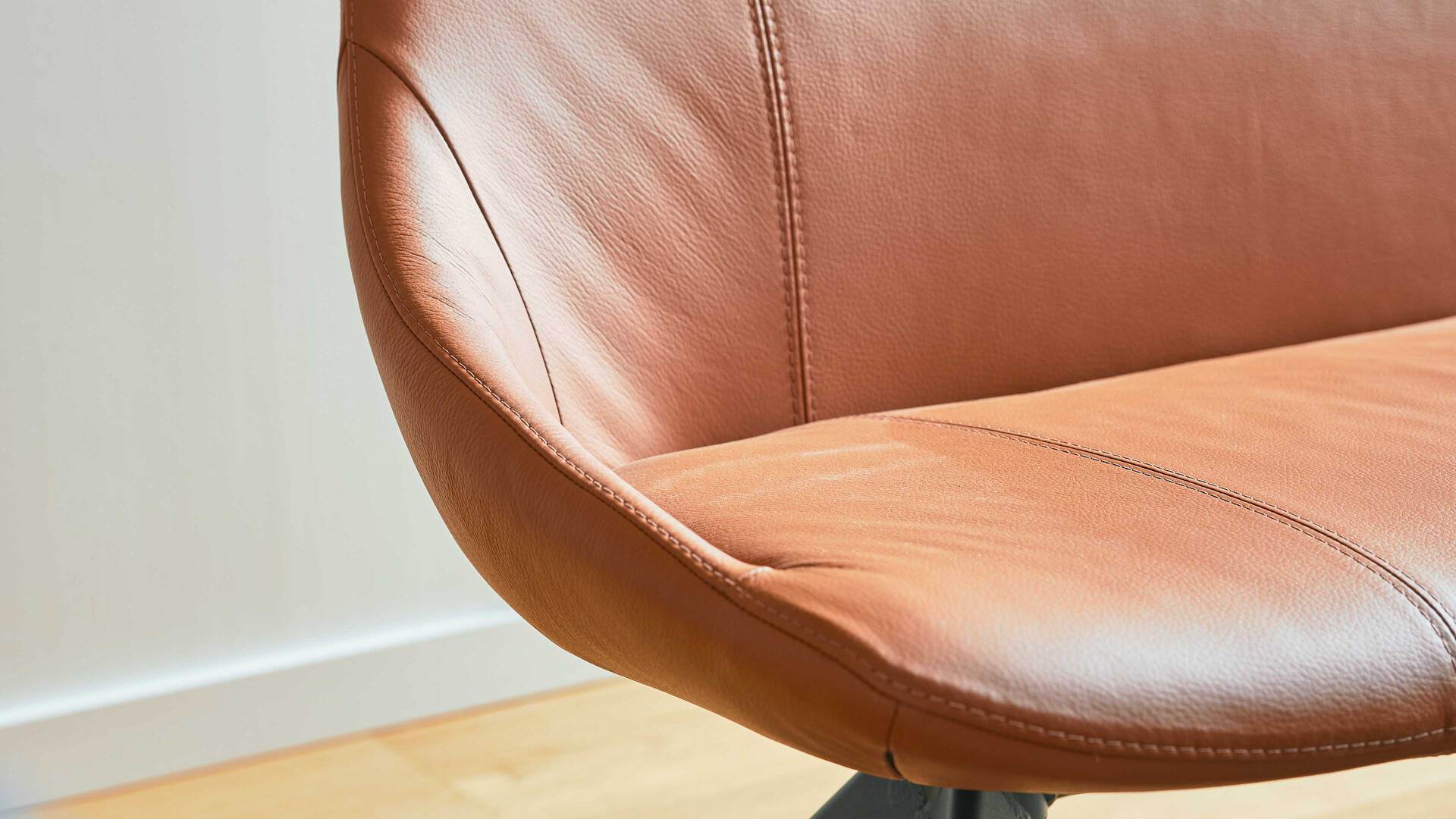 Interliving Esszimmer Serie 5115 - Polsterbank mit Lederbezug