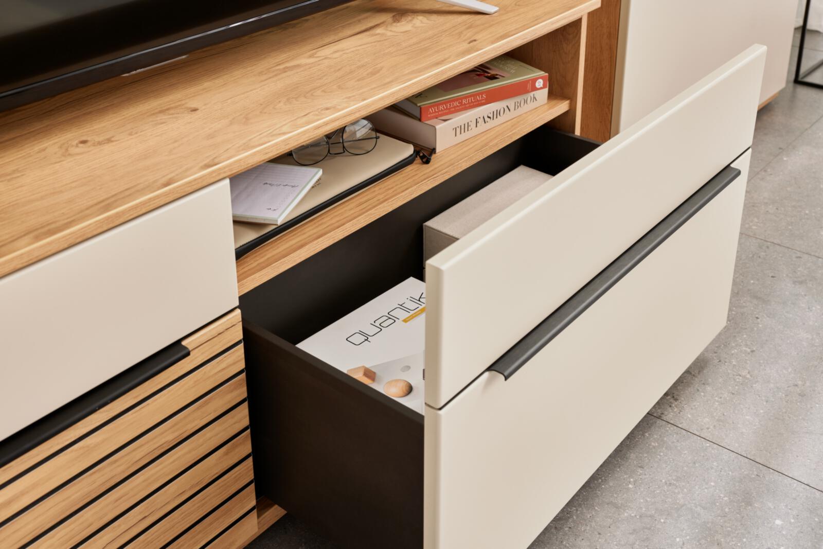 Interliving Wohnwand Serie 2032