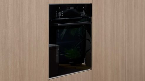 Interliving Küche Serie 3085 mit SIEMENS Einbauger