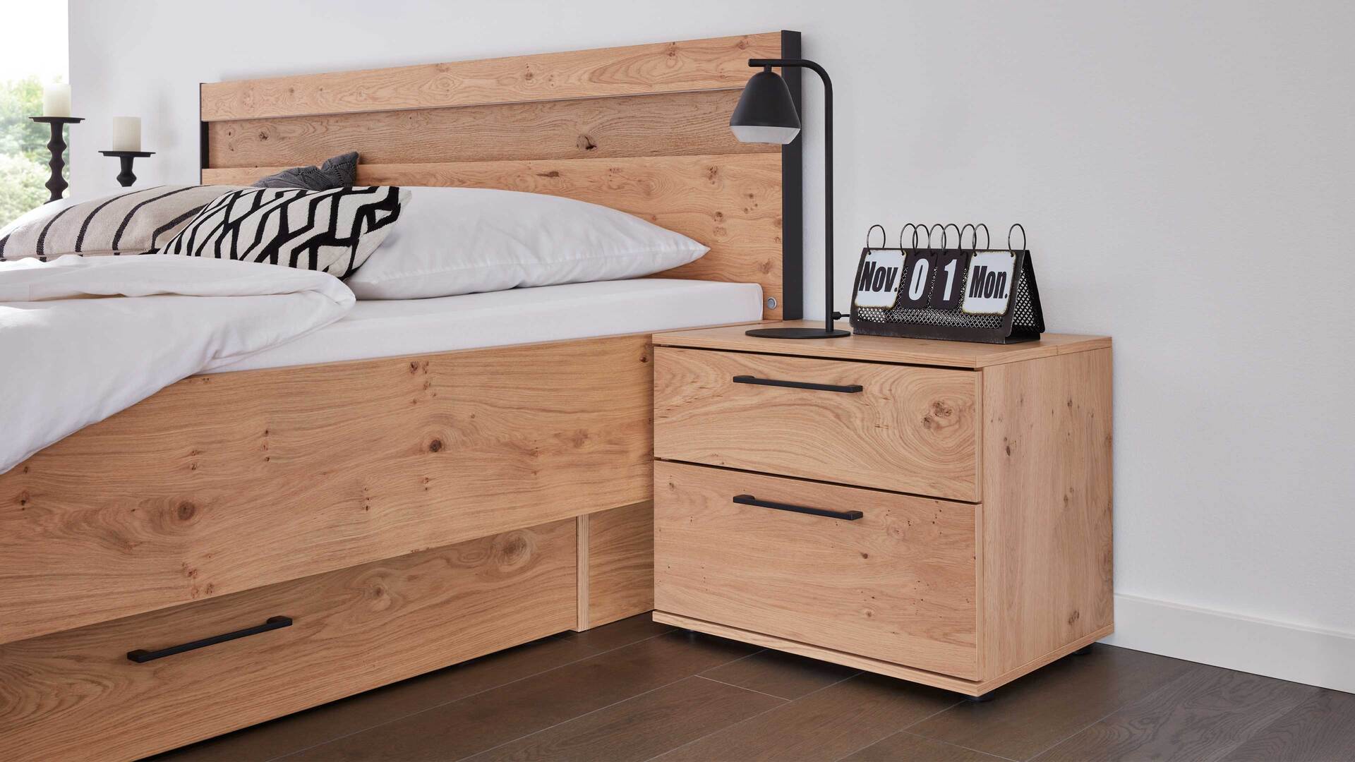 Interliving Schlafzimmer Serie 1024 – Nachtkommode
