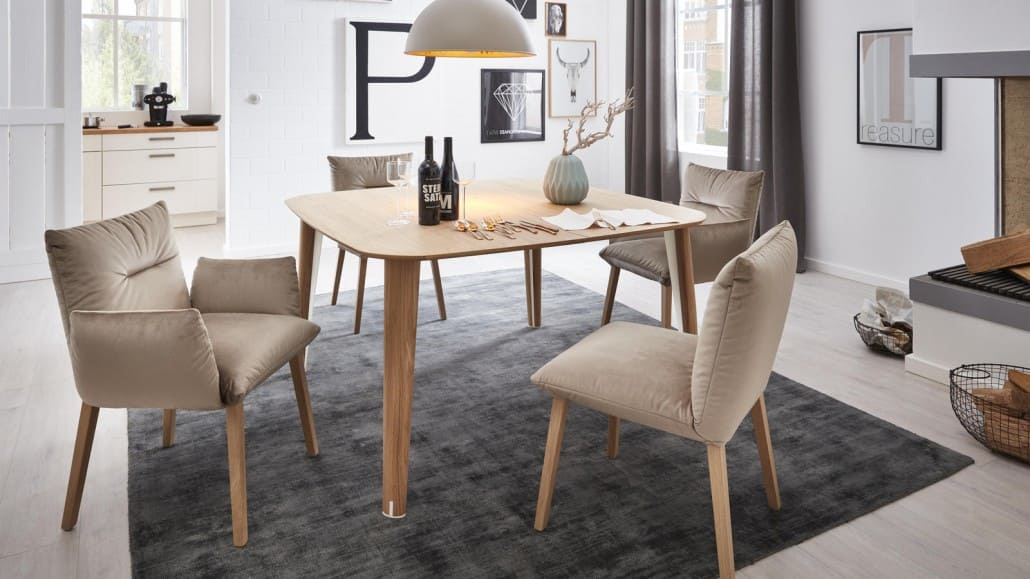 Esszimmerstuhl aus Stoff in Beige