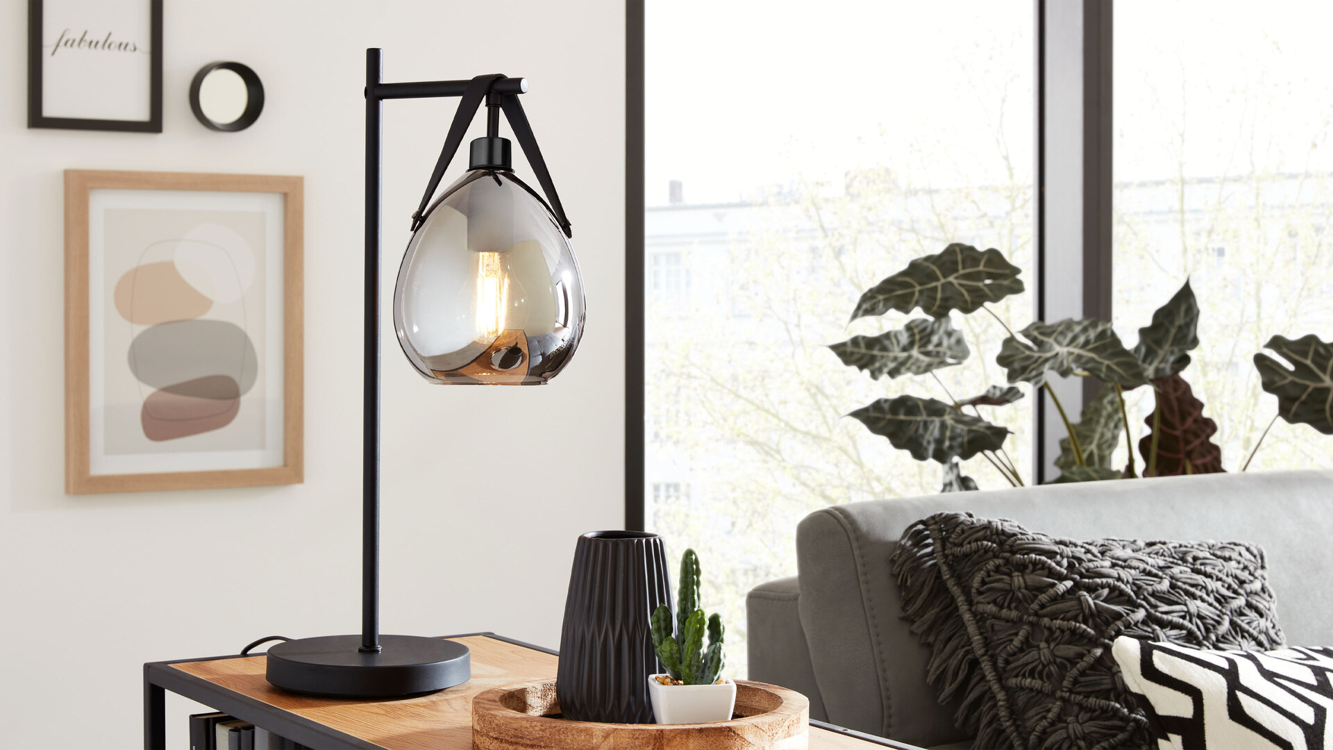 Interliving Leuchten Serie 9332 - Tischleuchte