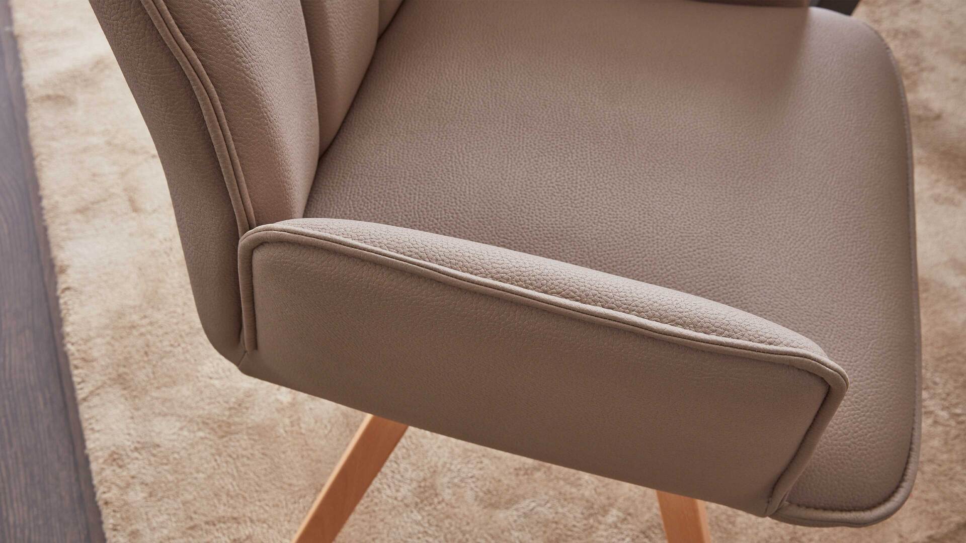 Interliving Esszimmer Serie 5102 – Armlehn-Polsterstuhl mit Drehfunktion